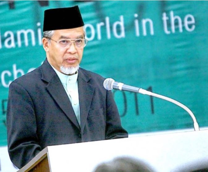 Dr. Ahmed Bin Khalid